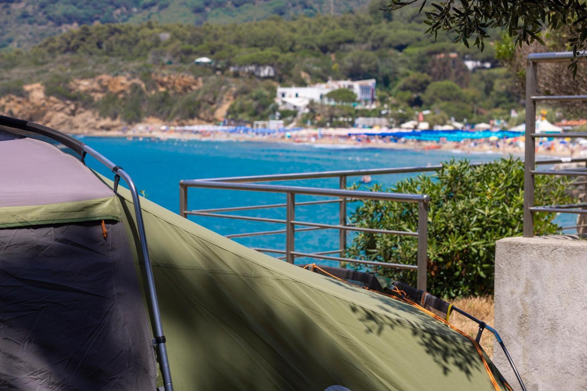 Camping Village Le Calanchiole Capoliveri  Exterior foto