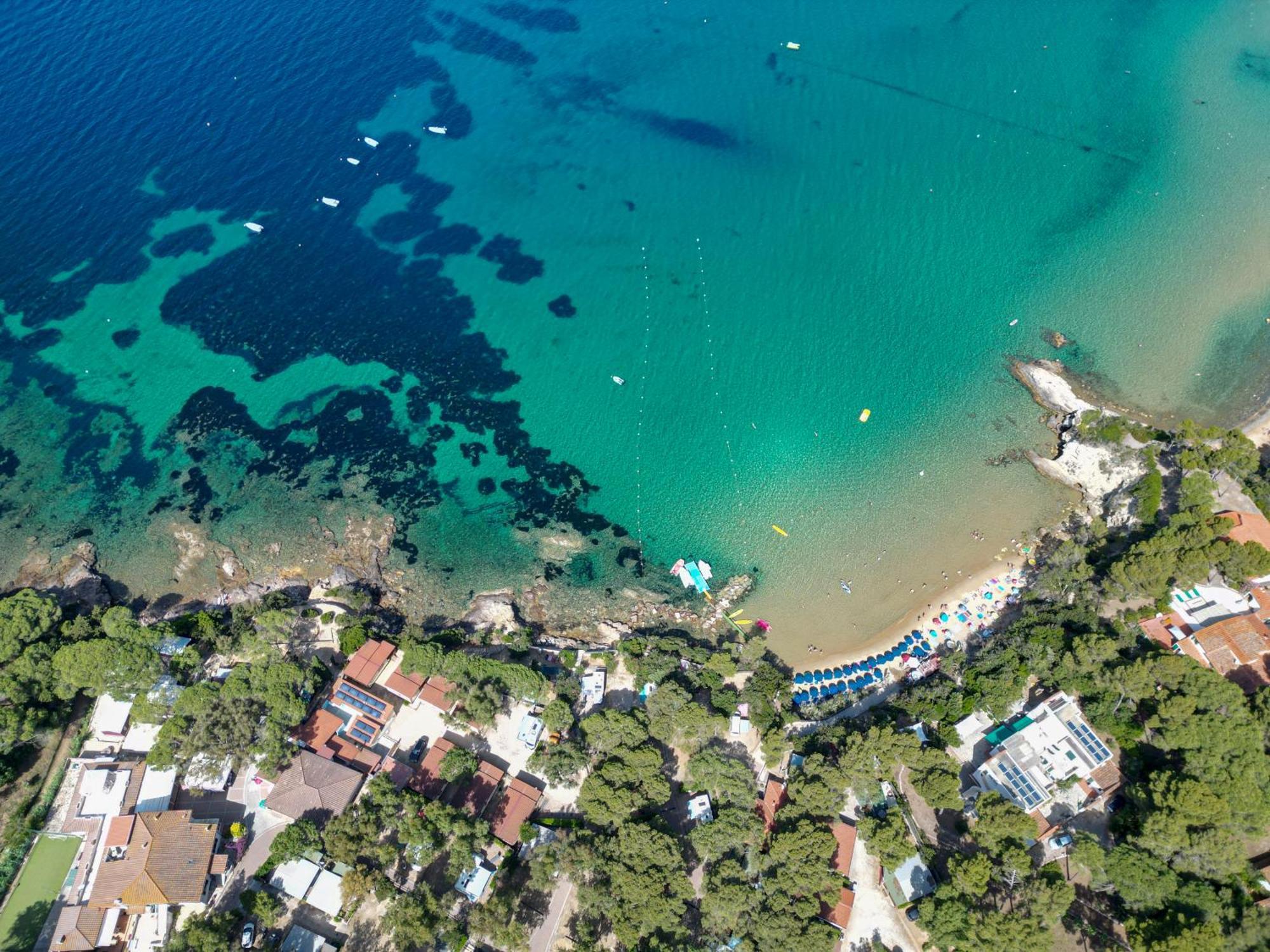 Camping Village Le Calanchiole Capoliveri  Exterior foto